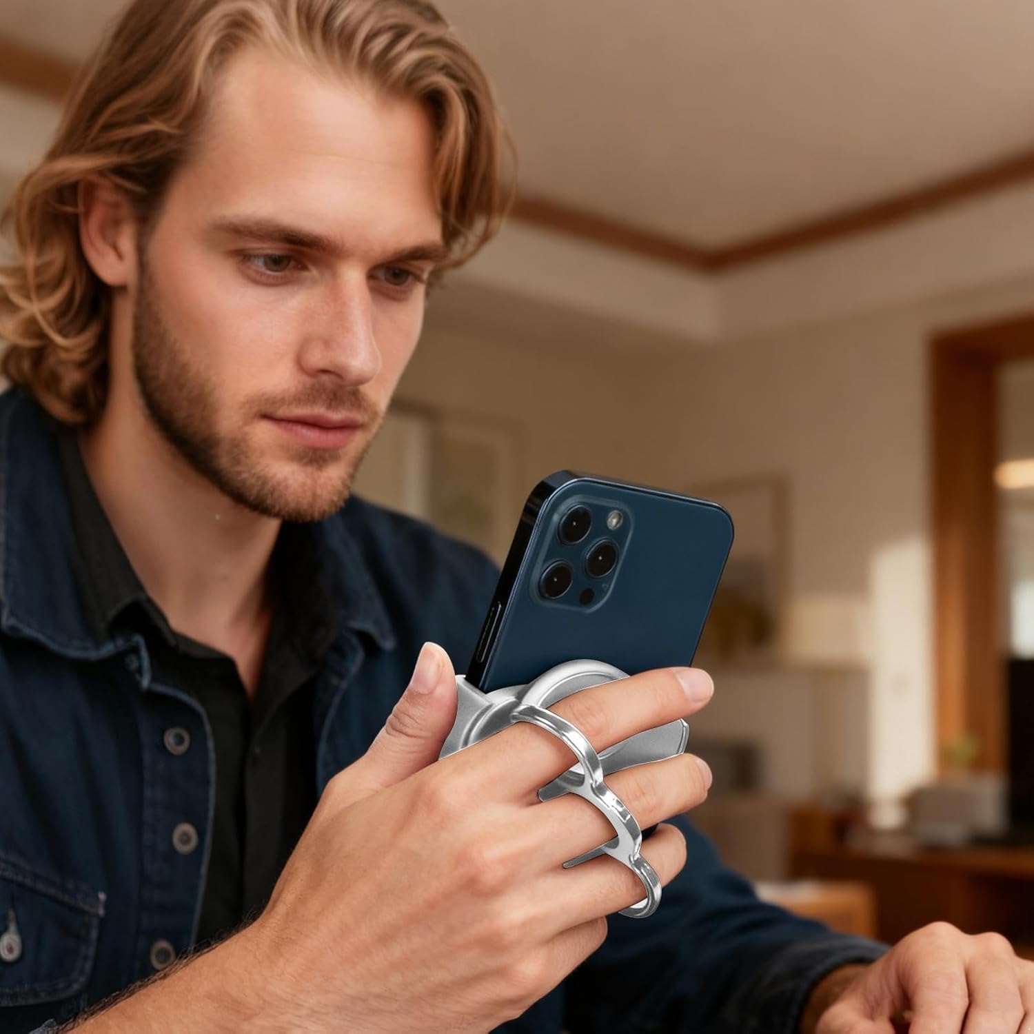 Double-Ring Three-Finger Back Clip Holder 360-Degree Rotating Mobile Grip Multipurpose Foldable Phone Grip Holder